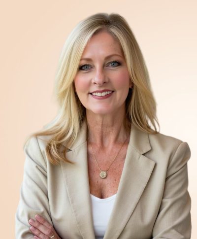 Kelly Taylor Headshot